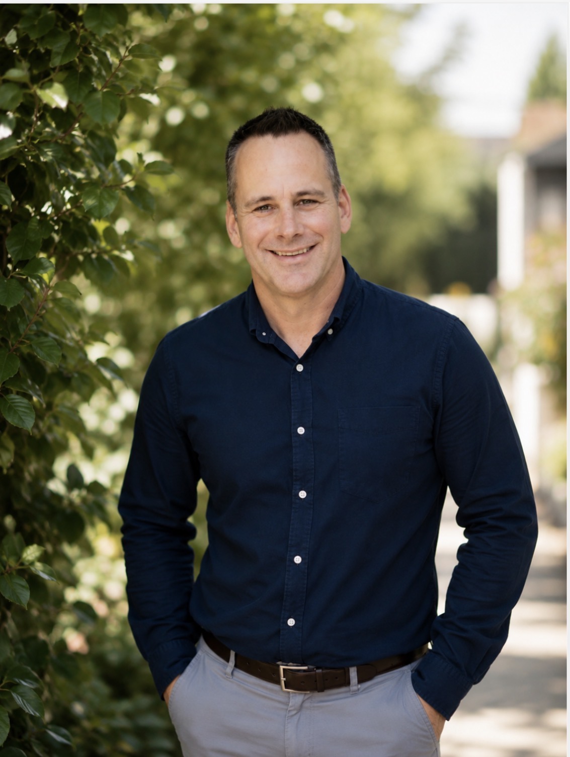 Gareth Taylor, integrative counsellor and qualified counselling supervisor, offering individual supervision online and in Tenterden, Kent